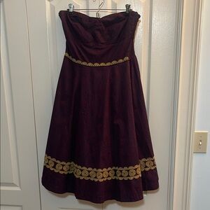 Elegant Strapless Dress with Gold Accents